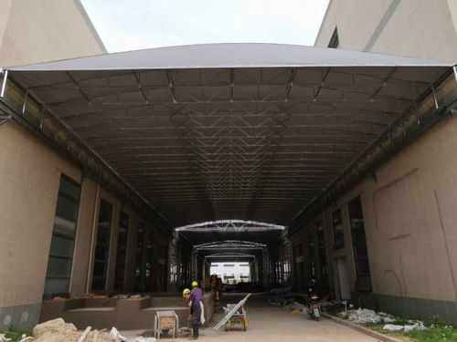 揚(yáng)州商場(chǎng)遮陽(yáng)雨棚制作廠(chǎng)家推薦與鞋帽區(qū)域應(yīng)用指南